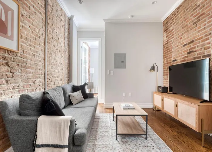 East Village 1Br W Wd Nr Cafes Nyc-1115